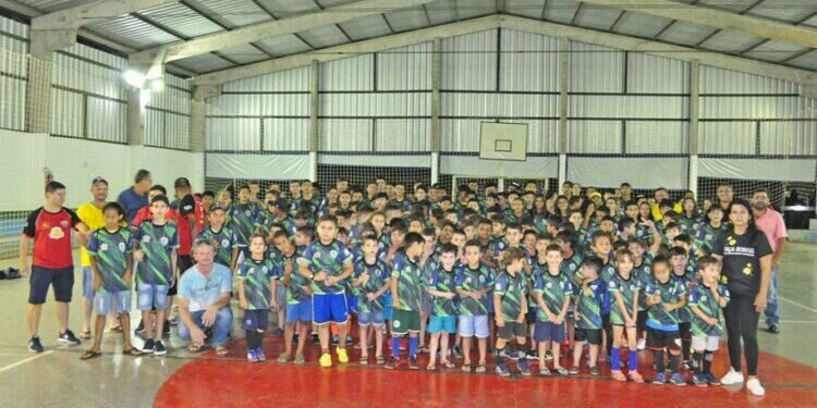 Imagem de compartilhamento para o artigo A 18ª Copa Alcinópolis de Futsal começa neste sábado e reúne mais de 350 atletas   da MS Todo dia